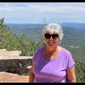 Meet your Posher, Jeanne